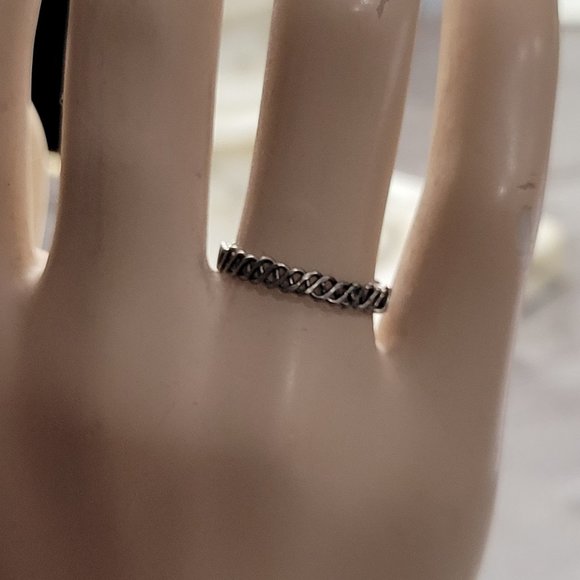 Antique Wedding band size 5 1/2 sterling - Picture 2 of 8